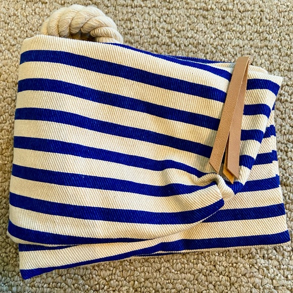 Summer & Rose Brittany Tote Bag - Picture 11 of 11